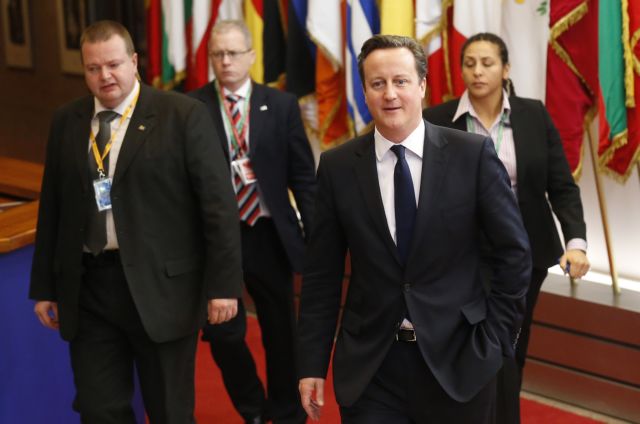 Στο τραπέζι όλες οι επιλογές για στήριξη της συριακής αντιπολίτευσης, λέει η ΕΕ